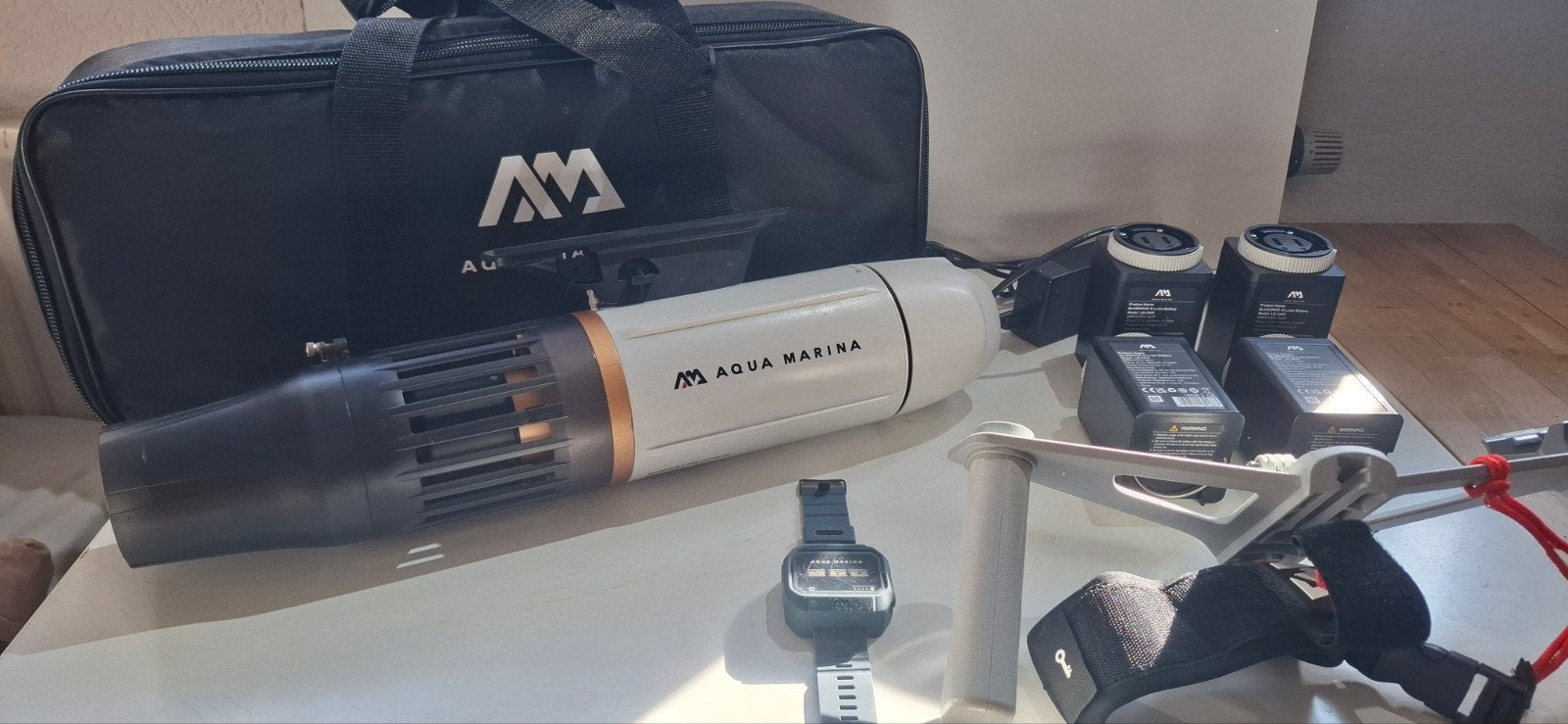 Aqua Marina BlueDrive X PRO Propulsion met 2 extra accu's, Ophalen, Zo goed als nieuw