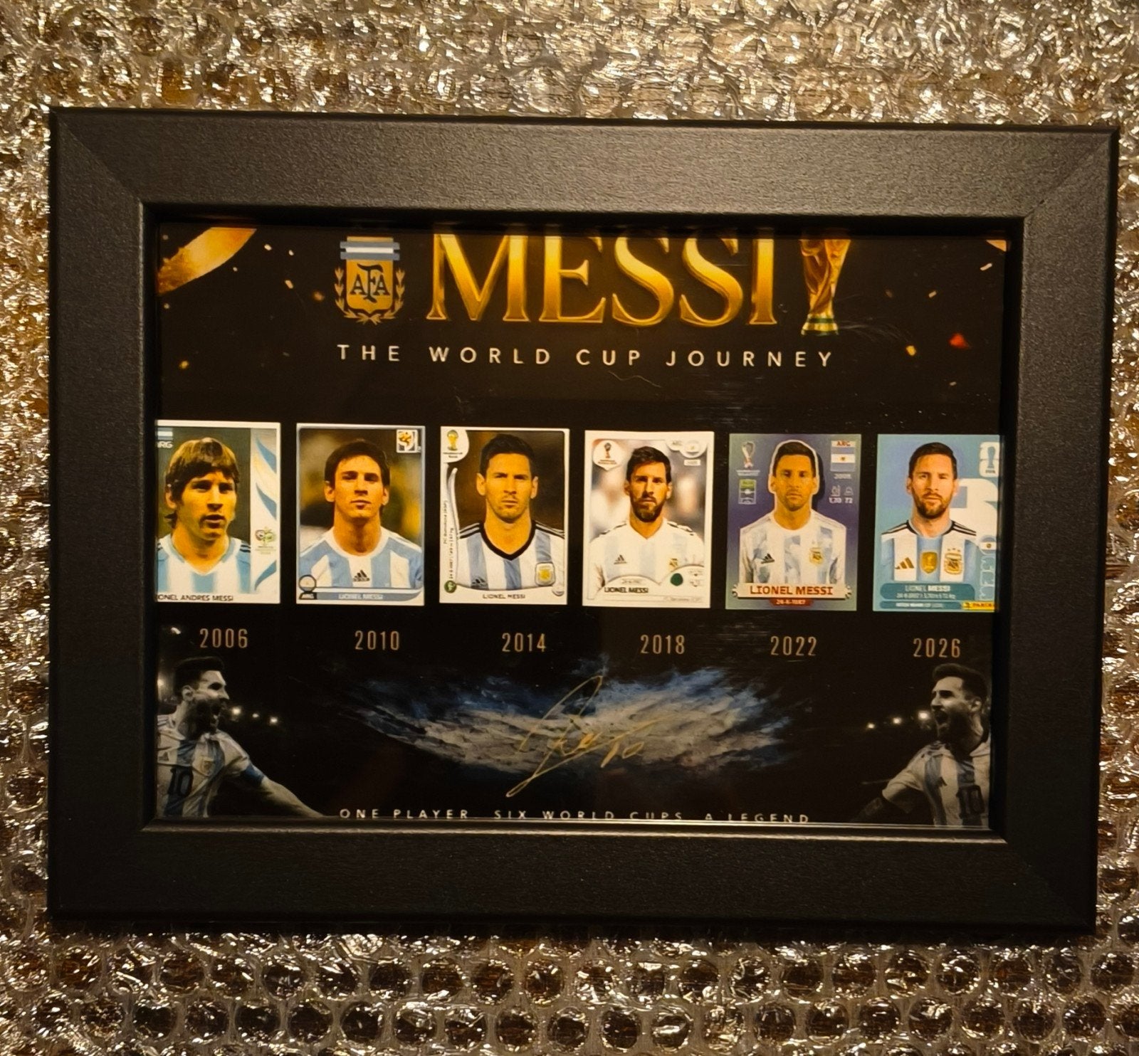 Messi Argentinië The World Cup Journey 2008 tot 2026 Frame, Ophalen of Verzenden, Zo goed als nieuw, Buitenlandse clubs, Poster, Plaatje of Sticker