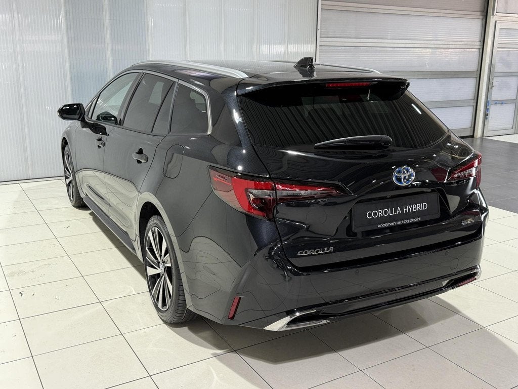 Toyota Corolla Touring Sports Hybrid 140 Dynamic | Direct Le, Stof, Euro 6, 4 cilinders, Corolla