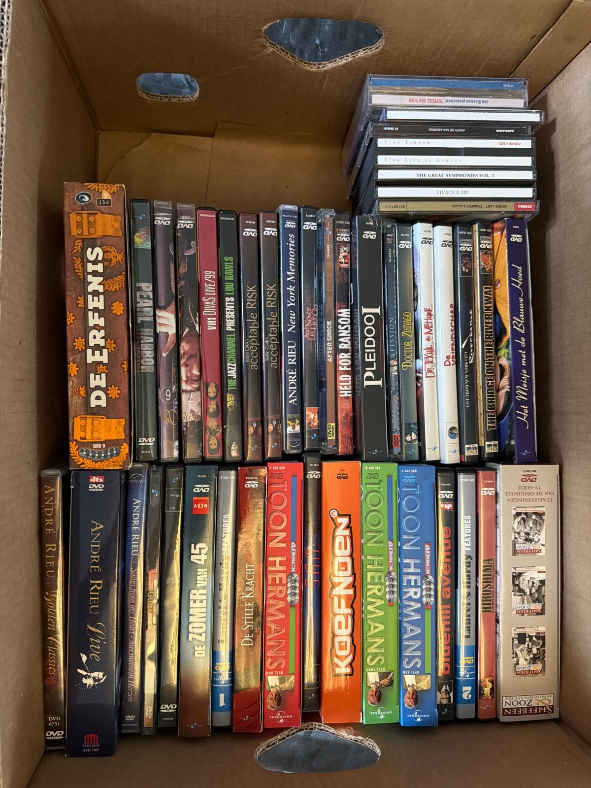Grote collectie DVD's - Diverse genres en artiesten, Cd's en Dvd's, Ophalen, Gebruikt, Alle leeftijden, Nederlands