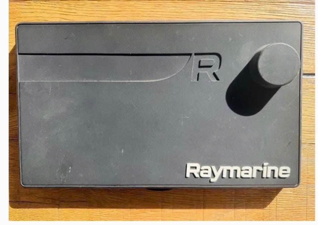 Raymarine Axiom 9 Pro zonneklep Nieuw, Watersport en Boten, Ophalen, Nieuw, Overige typen