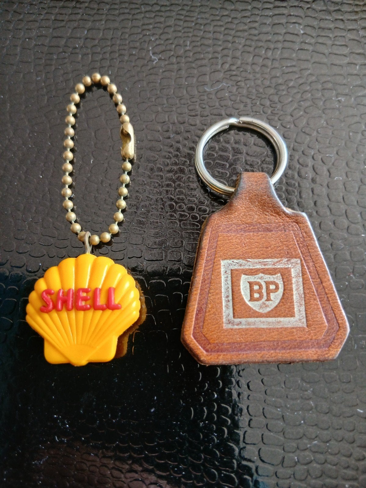 shell en bp sleutelhangers, Ophalen of Verzenden, Gebruikt, Merk