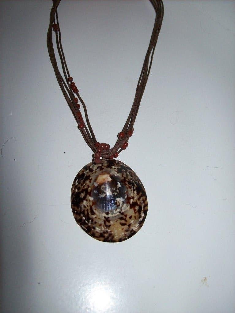 Ketting Bruin Koord Mooie Parelmoer Schelp hanger, Sieraden, Tassen en Uiterlijk, Kettingen, Bruin, Verzenden, Nieuw, Steen of Mineraal