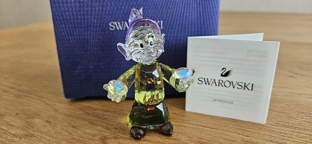 Swarovski Disney Sneeuwwitje Dopey, Ophalen of Verzenden, Nieuw, Figuurtje