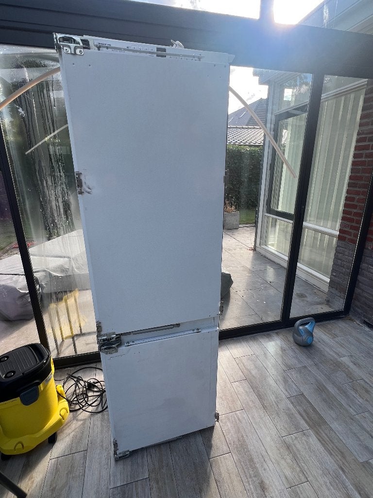 Liebherr ICBN 3056 inbouw koel-vriescombinatie, Gebruikt, 200 liter of meer, Met aparte vriezer, 45 tot 60 cm