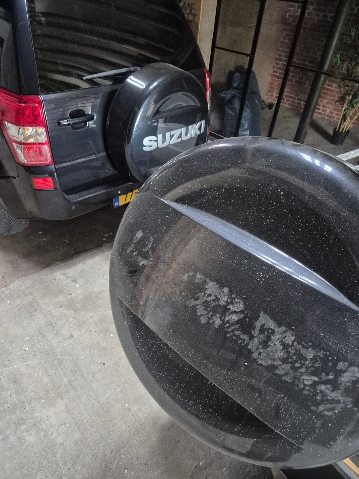 Suzuki Grand Vitara Wielcover Zwart - Beschadigde Letters, Ophalen, Gebruikt, Suzuki