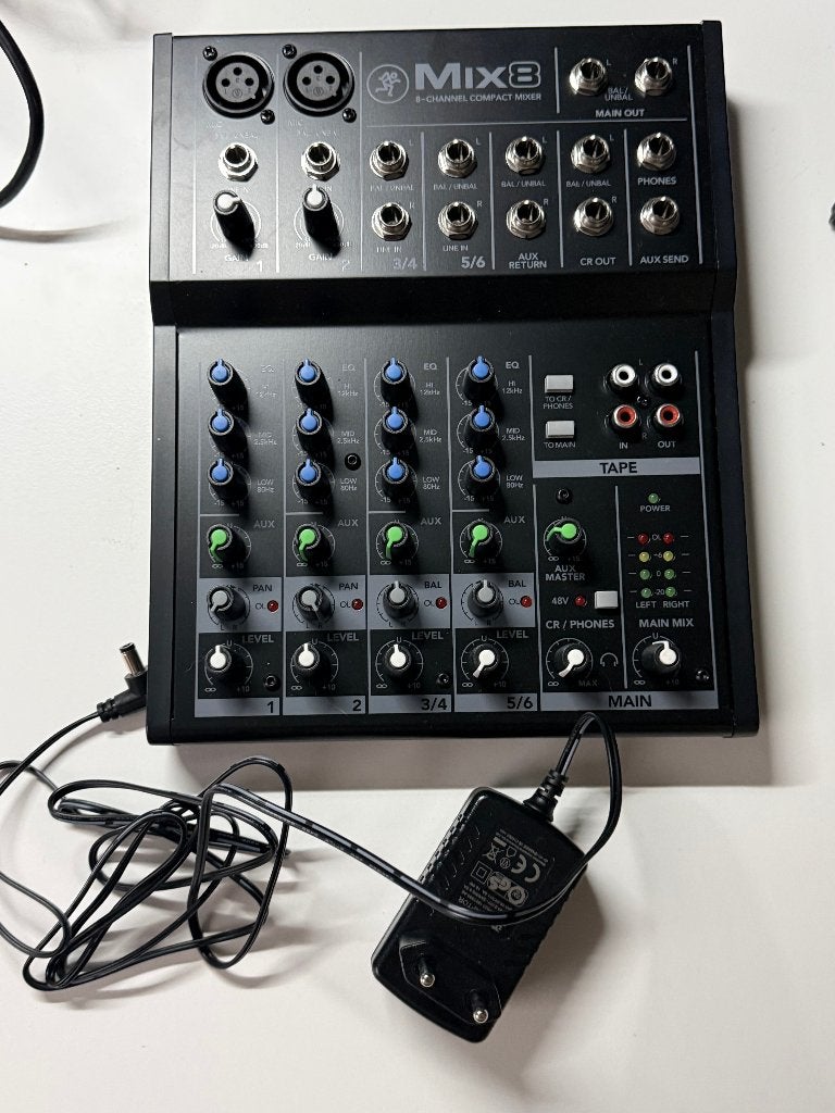 Mackie Mix 8 (1 keer gebruikt), Ophalen, Zo goed als nieuw, 5 tot 10 kanalen, Microfooningang