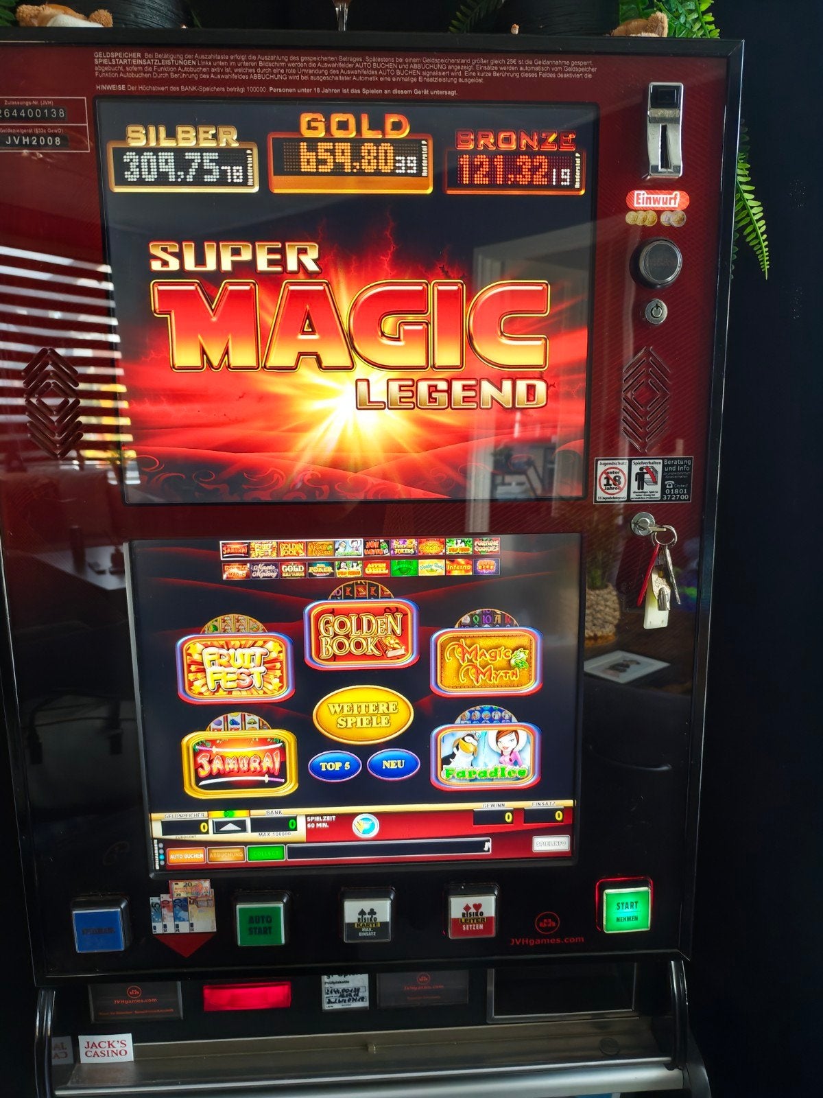 JVH Super Magic Legend, Euro, Ophalen, Gebruikt, Met sleutels