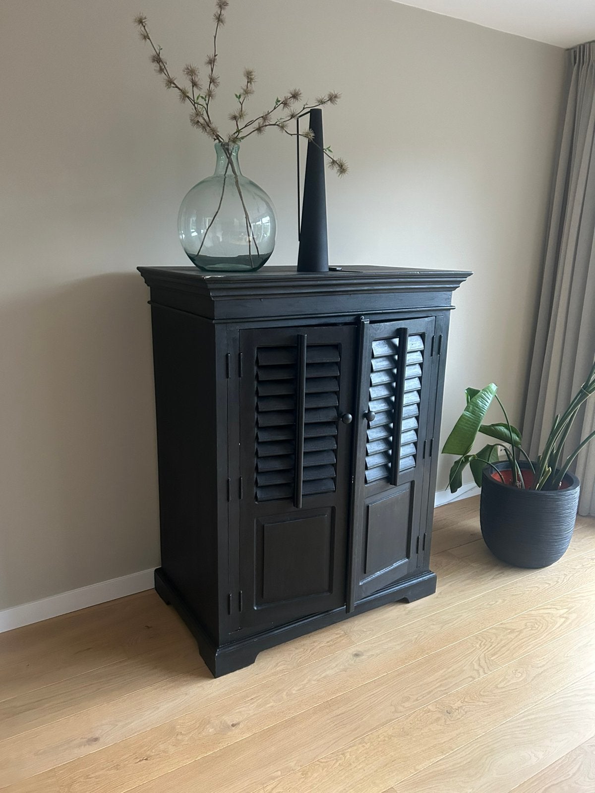 TV kast Riviera maison was wit en later in de krijtverf, Huis en Inrichting, Ophalen of Verzenden, Zo goed als nieuw, 25 tot 50 cm