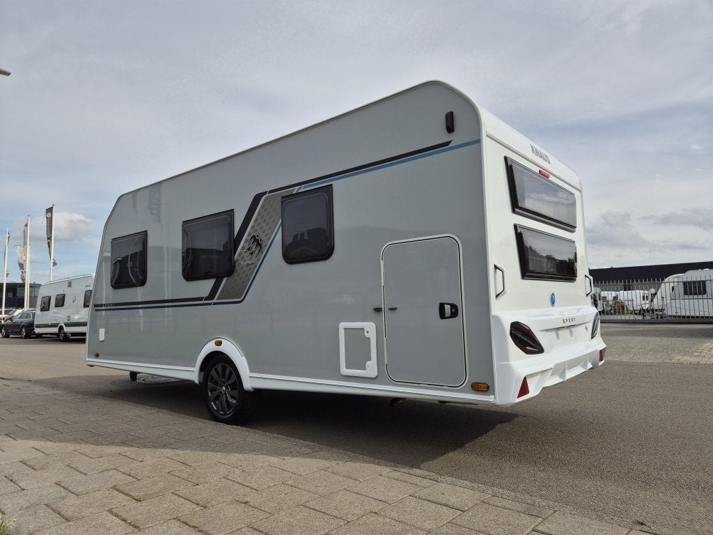Knaus Sport Platinum 500 QDK Stapelbed en garagedeur, Bedrijf, Treinzit, Dwarsbed, 6 tot 7 meter
