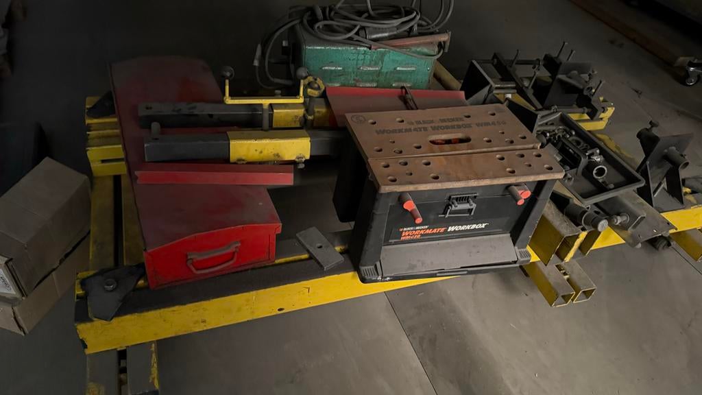 Richtbank voor motorfietsframes, Ophalen, Gebruikt