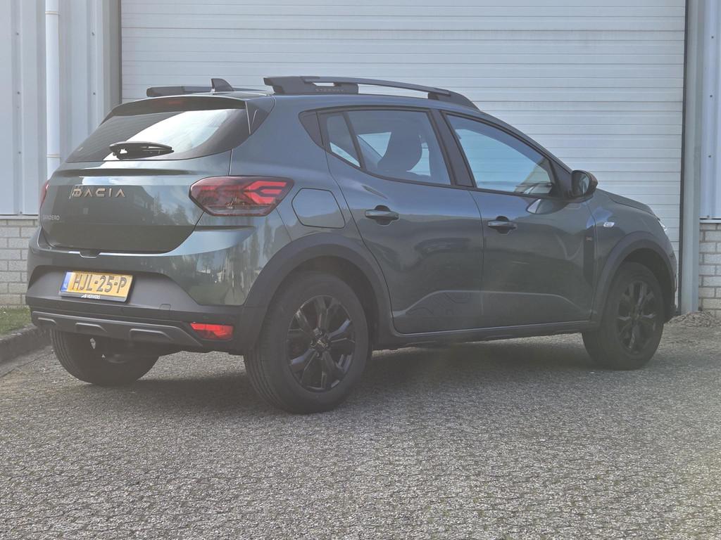 Dacia Sandero Stepway 1.0 TCe 100 ECO-G Extreme / Dodehoekde, Auto's, Dacia, Voorwielaandrijving, Gebruikt, Euro 6, 610 kg