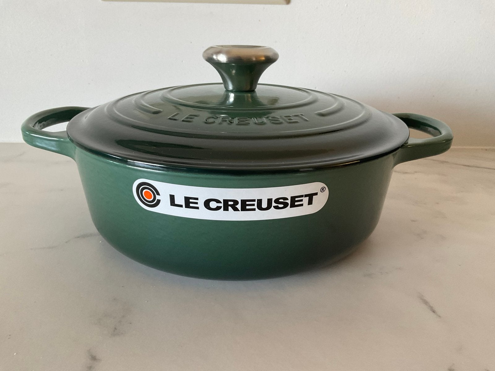 Le Creuset 24 cm risottopan/sauteuse, artichaut groen, nieuw, Huis en Inrichting, Keuken | Potten en Pannen, Nieuw, Le Creuset