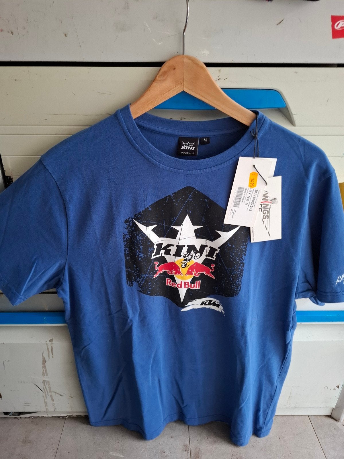 Kini Red Bull T-shirt Maat M - Nieuw met kaartjes, Ophalen of Verzenden, Nieuw met kaartje, Dames, Kini Red Bull