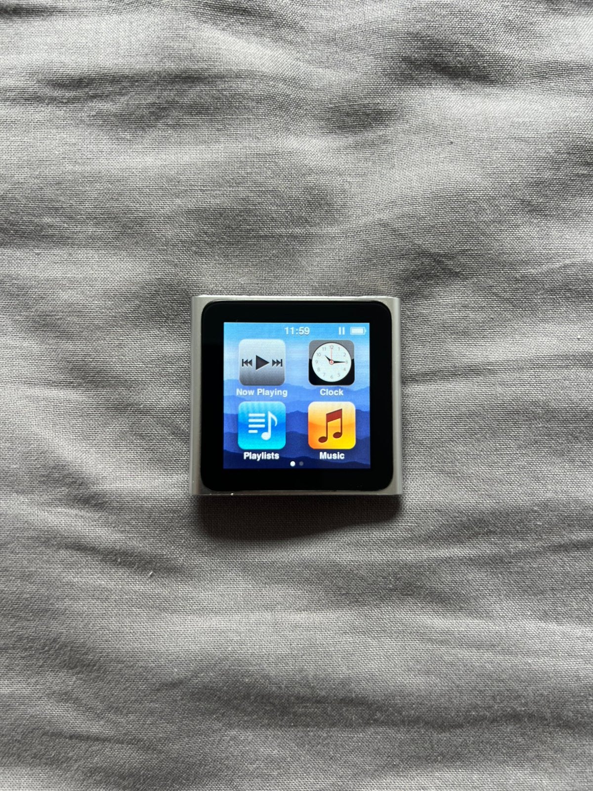 iPod Nano 6th Gen & iWatchz Wristband, Met radio, Ophalen of Verzenden, Zo goed als nieuw, Nano