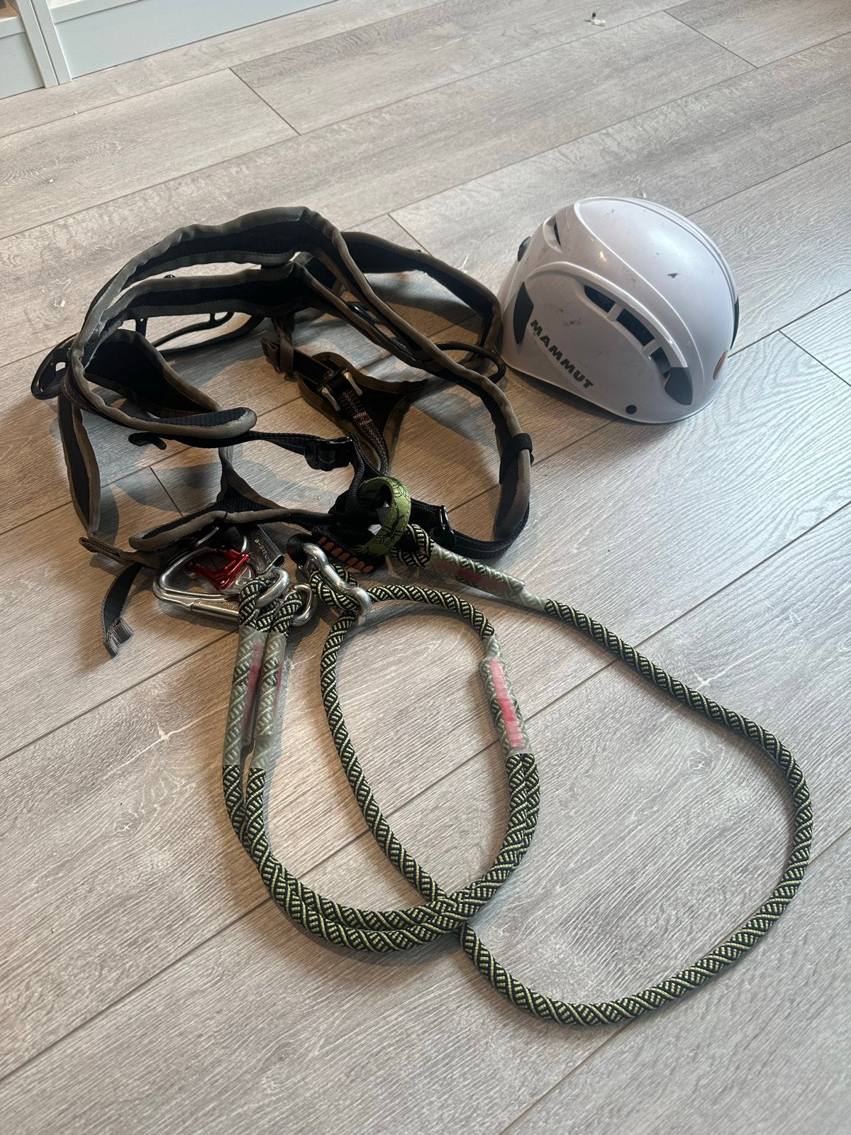 Klettersteig set: Klimgordel, helm en touw, Ophalen, Gebruikt, Klimsport-accessoire