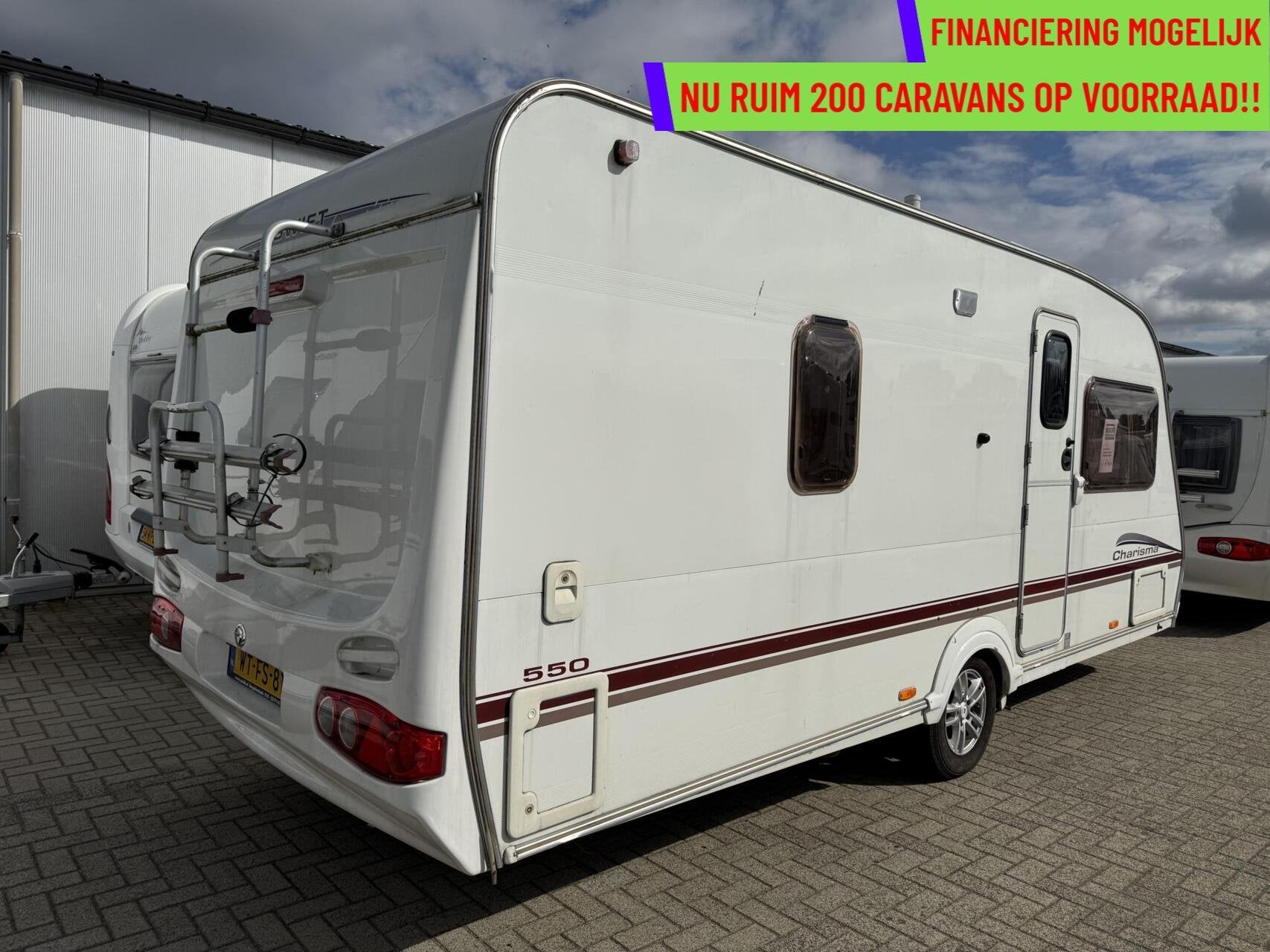 Swift 550 CHARISMA, FRANSBED, MOVER, FIETSENDRAGER, Caravans en Kamperen, Caravans, Rondzit, 7 tot 8 meter, Bedrijf, Swift