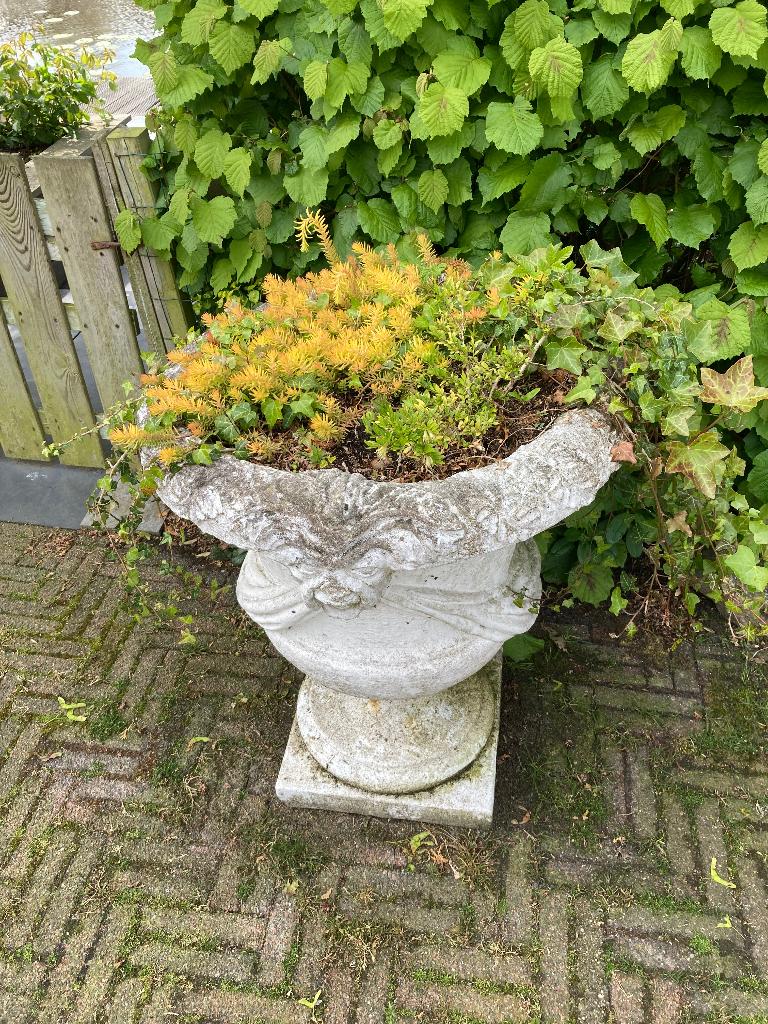 Grote stenen zware plantenbak, Tuin en Terras, Ophalen, Steen, Gebruikt, Rond