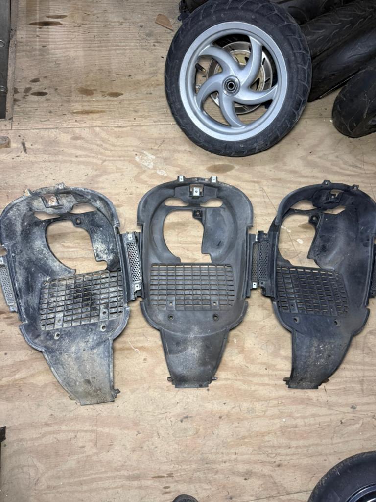 Gilera runner onderkuip, Ophalen of Verzenden