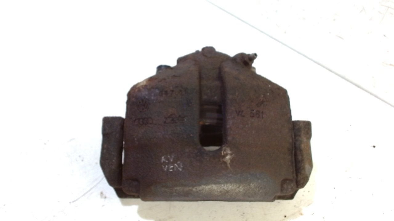 Remklauw rechts voor Audi A3, Auto-onderdelen, Onderdelen@venauto.nl, Van der Ven Autorecycling B.V., Gebruikt, Ettenseweg 76, 4706 PB Roosendaal, The Netherlands