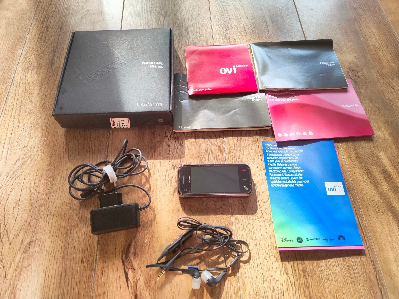 Nokia N97 Mini|Schuifbaar QWERTY|Compleet Set met Doos, Schuifmodel, Fysiek toetsenbord, Ophalen of Verzenden, Zo goed als nieuw