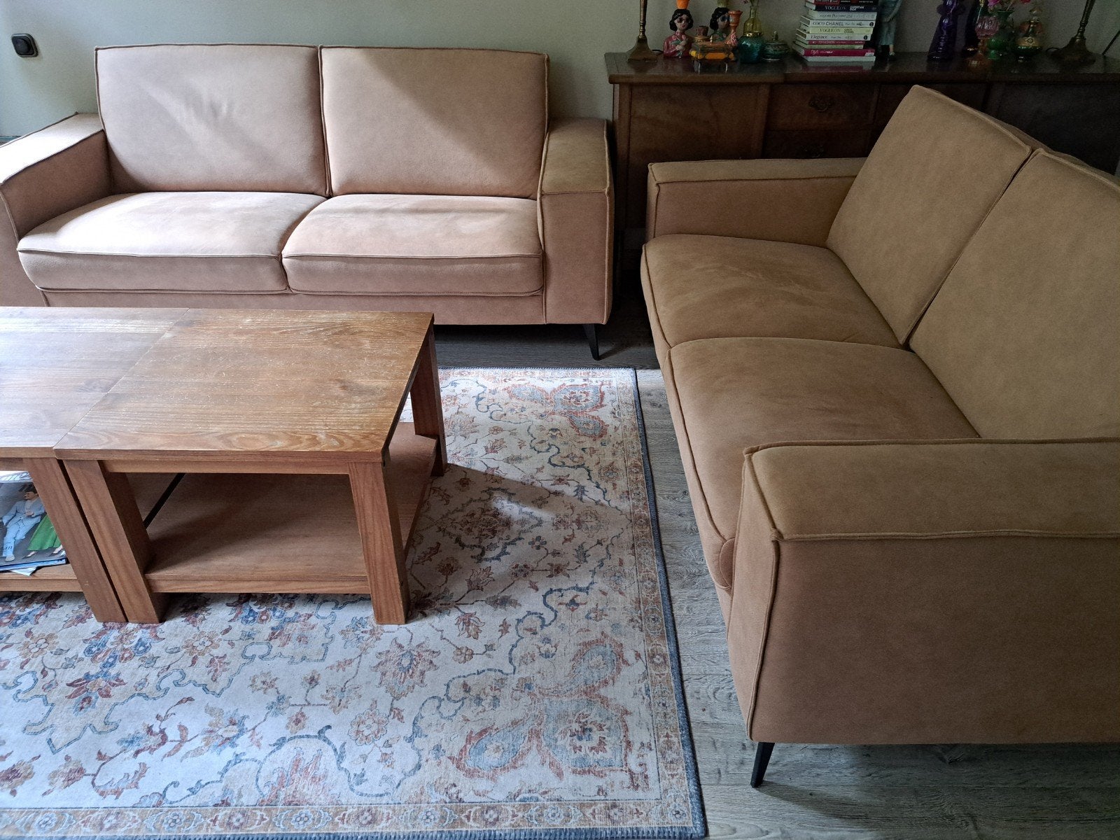 2 en 2.5 bank
Caramel kleur
1 koop
Waarschijnlijk van Pronto, Huis en Inrichting, Ophalen, Zo goed als nieuw, Stof