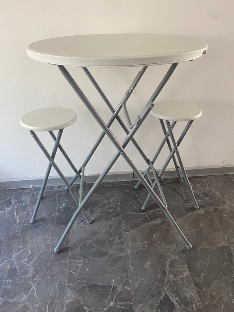 Inklapbare tafel met 2 stoelen., Ophalen, Gebruikt