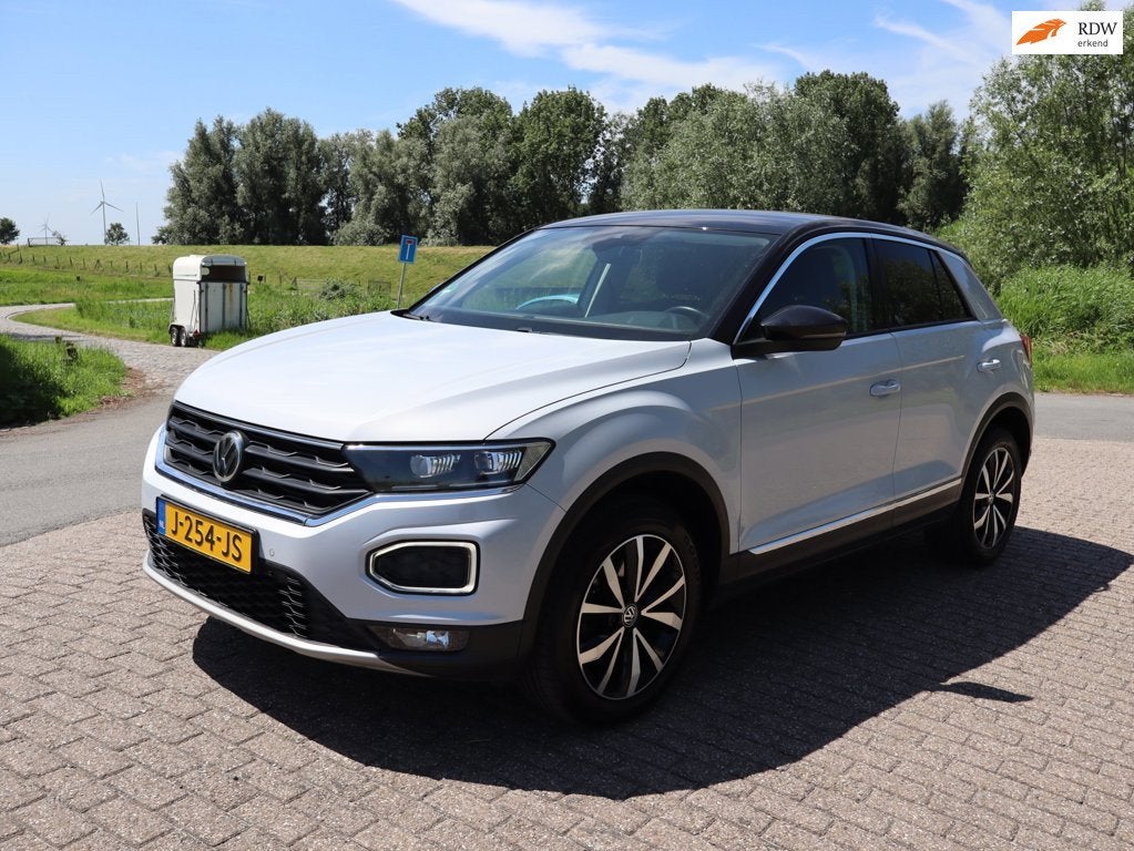 Volkswagen T-Roc 1.5 TSI Sport, Auto's, Volkswagen, Voorwielaandrijving, Euro 6, 4 cilinders, 150 pk