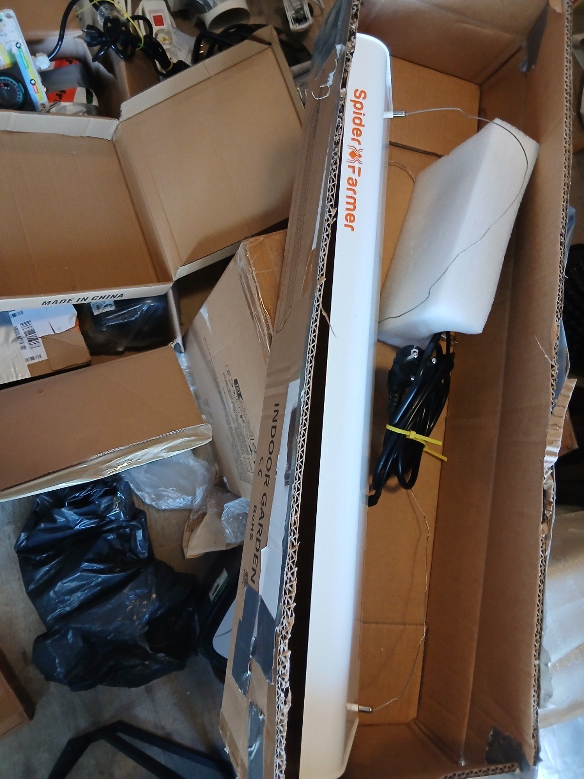 Complete kweekset: tent, lampen, ventilatie, potten, Tuin en Terras, Kweekspullen, Ophalen of Verzenden