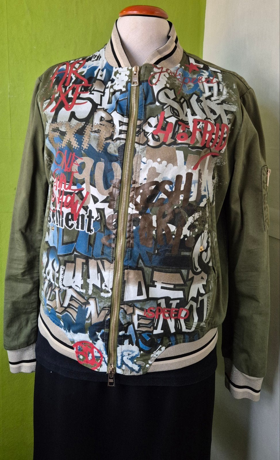 BDL Street nieuwe Bomberjack met graffiti print - Maat M, Maat 38/40 (M), Nieuw, Groen, BDL Street