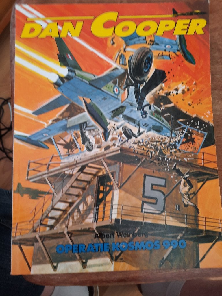 Dan Cooper, operatie kosmos 990, Eén stripboek, Ophalen of Verzenden, Gelezen