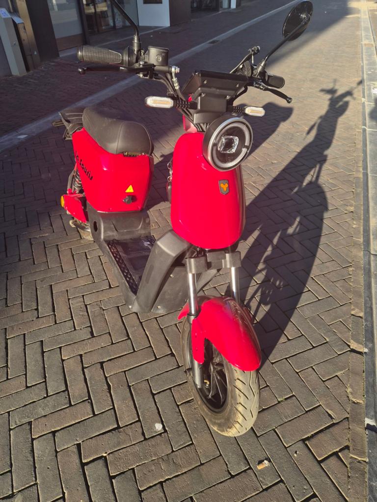 La Souris E id k1 - Zo goed als nieuw, Ophalen of Verzenden, Zo goed als nieuw, Elektrisch, Overige merken