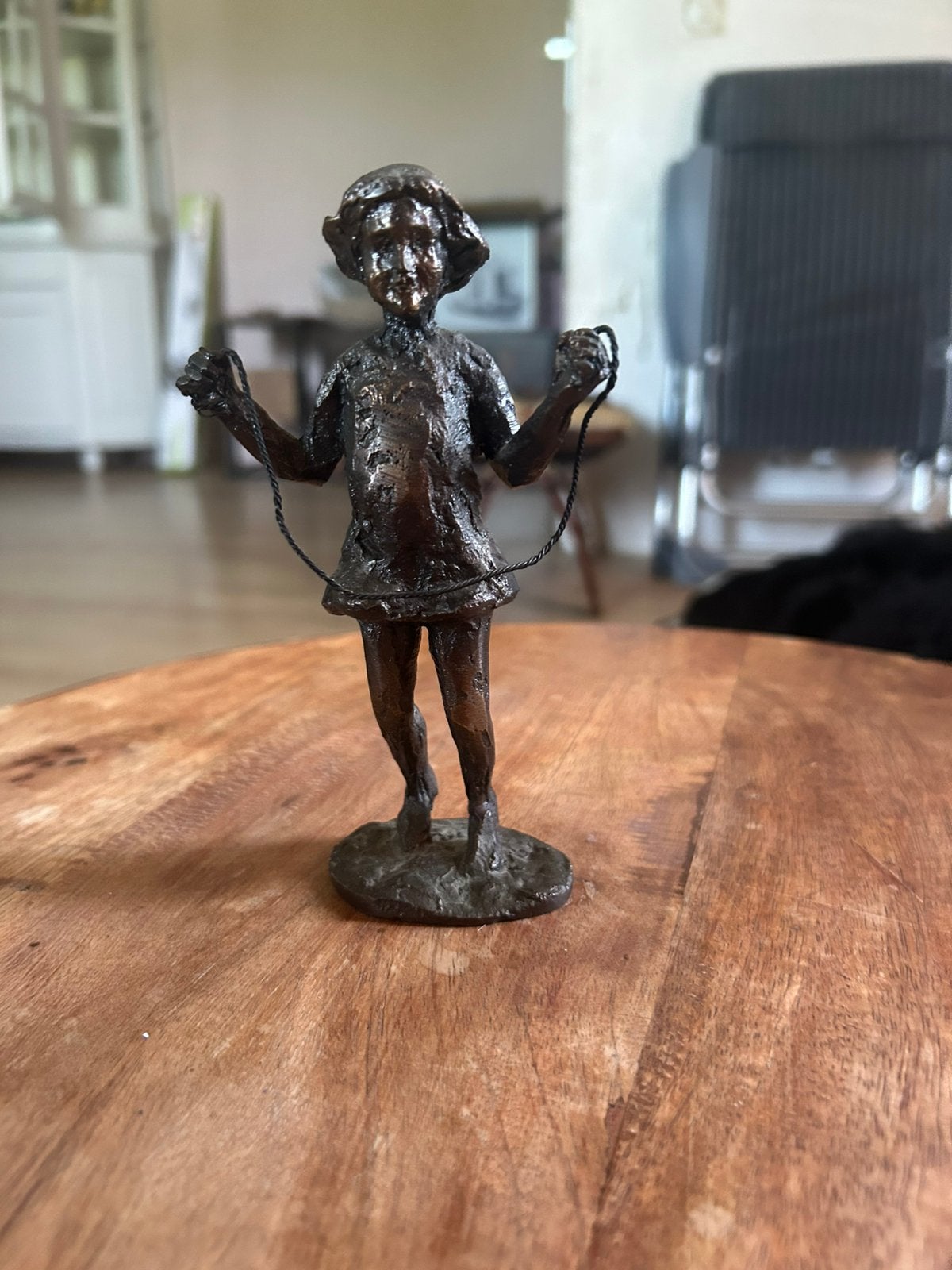brons Meisje met springtouw’Astrid Veldhuyzen-Koppen, Ophalen of Verzenden, Brons