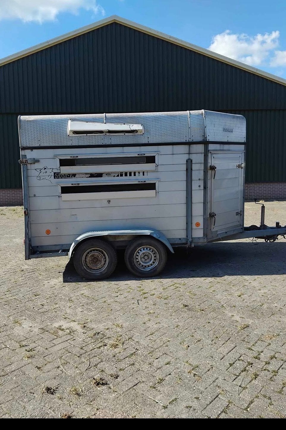 trailer gezocht