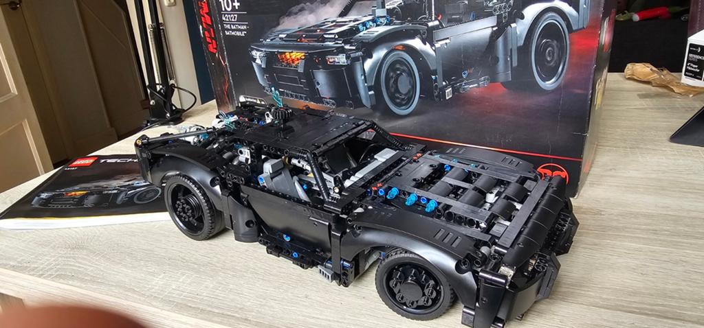 LEGO Technic 42127 The Batman Batmobile, Ophalen, Compleet, Lego, Zo goed als nieuw