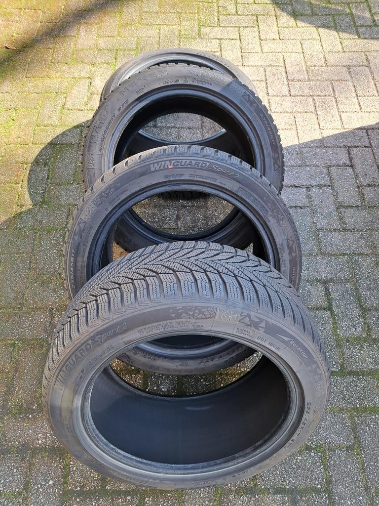 KOOPJE!! 4x Nexen Winterbanden 235/45 R17, Auto-onderdelen, Banden en Velgen, Ophalen, 17 inch, Winterbanden, 235 mm