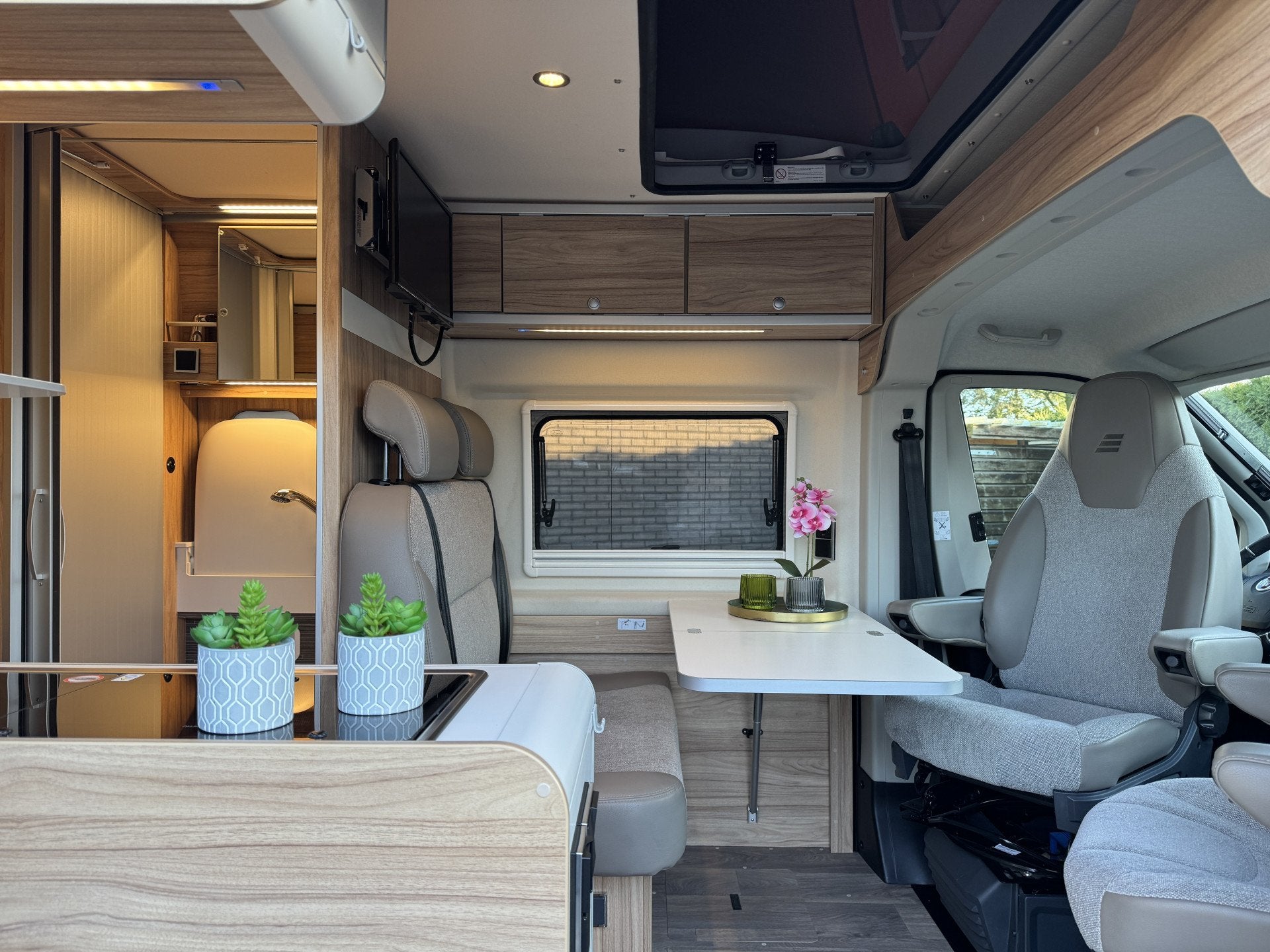 Hymer Yellowstone 640 hefdak 160 pk *4 PERSOONS* Euro6 Fiat, Automaat, Buscamper of Camperbus, Ringverwarming, 6 tot 7 meter