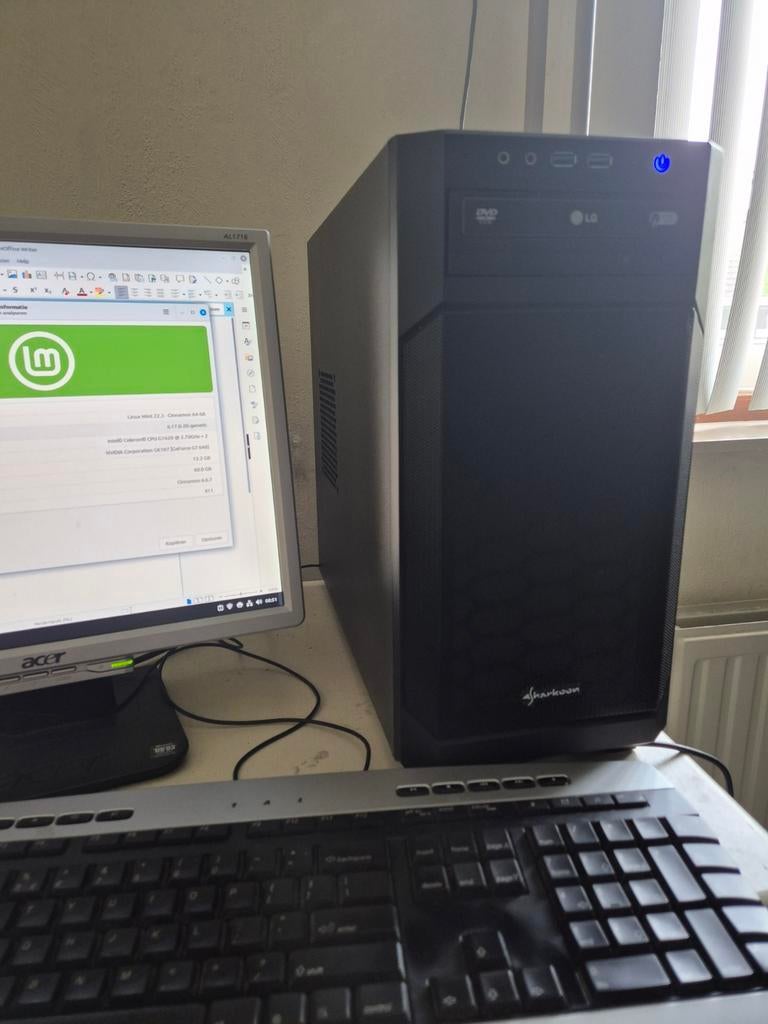 Nu te koop prima weekstation, Ophalen, Gebruikt