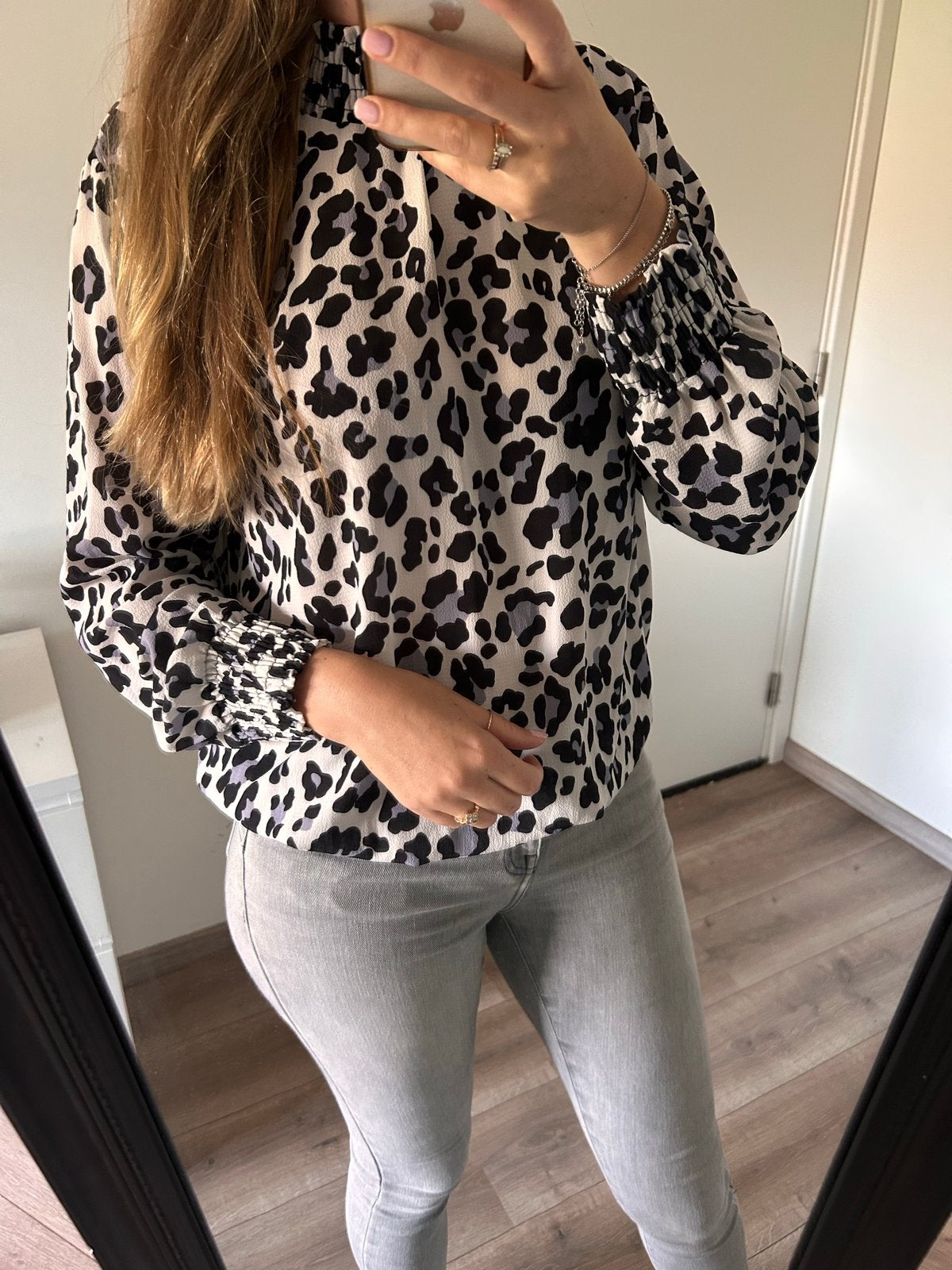 Leopard print blouse met lange mouwen, Ophalen of Verzenden, Zo goed als nieuw, Maat 36 (S), Zwart