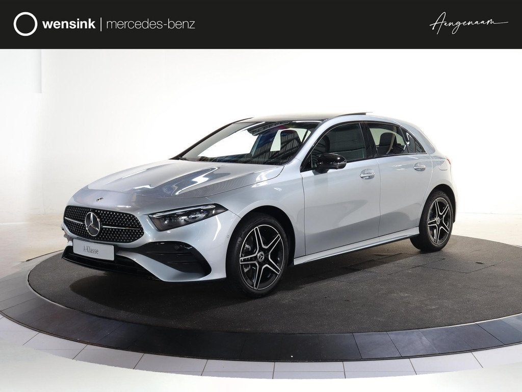 Mercedes-Benz A-klasse 250e Business Solution AMG | Panorama, Auto's, Mercedes-Benz, 4 cilinders, 163 pk, Plug-in hybride, Bedrijf