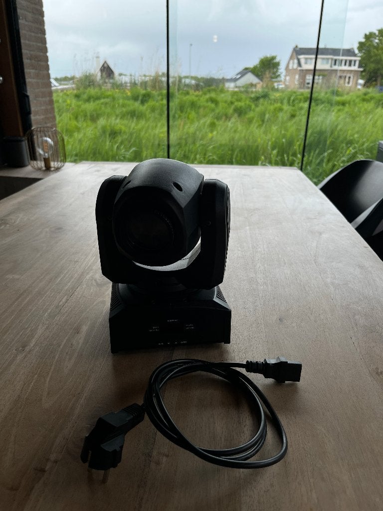 Ayra ERO Micro Spot LED Moving Head, Muziek en Instrumenten, Ophalen of Verzenden, Zo goed als nieuw, Licht, Kleur