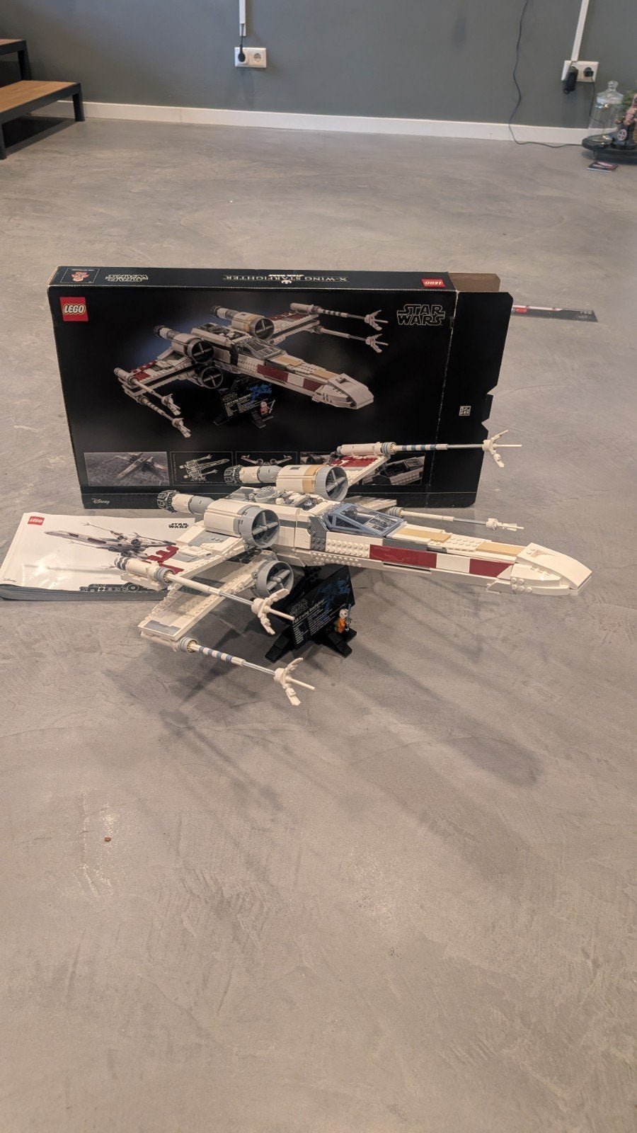 LEGO Star Wars T-65 X-wing Starfighter (UCS), Ophalen of Verzenden, Zo goed als nieuw