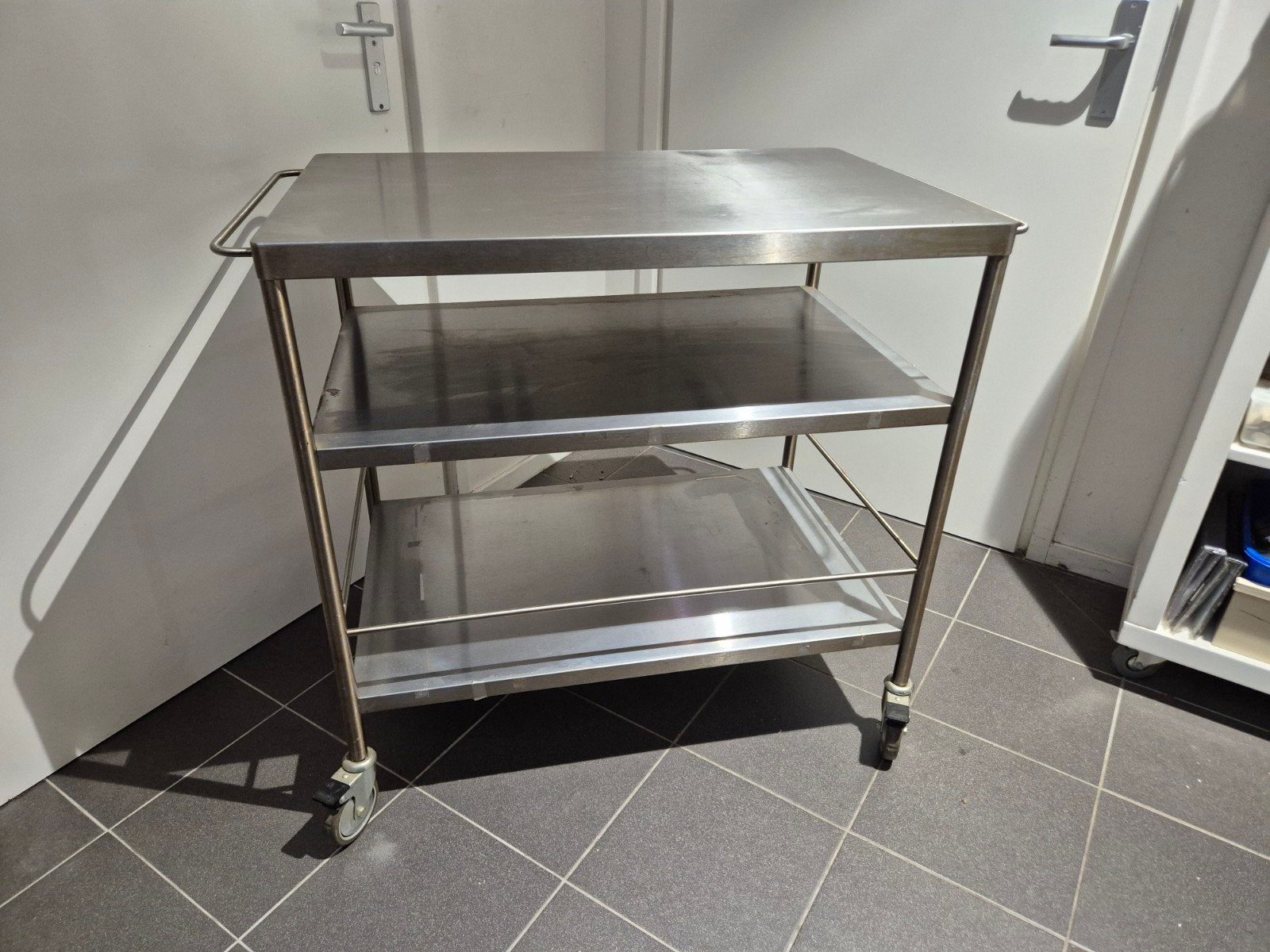 rvs grote keukentrolley op zwenkwielen, Huis en Inrichting, Keuken | Keukenbenodigdheden, Ophalen, Onbekend, Onbekend, Onbekend