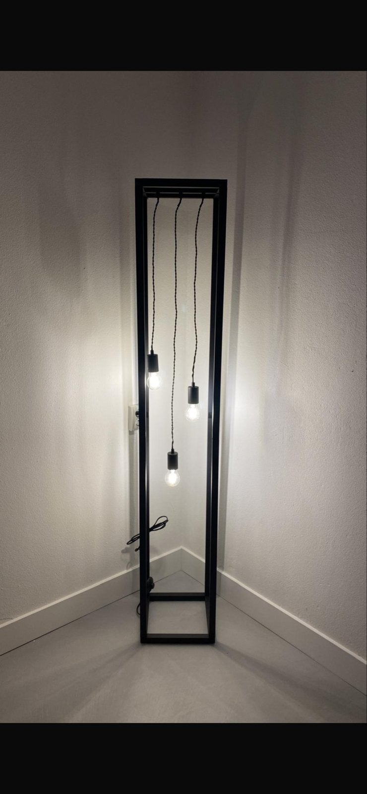 Zwarte Industriële Vloerlamp met 3 Lichtpunten, Ophalen, E27 (groot), Zo goed als nieuw, Metaal