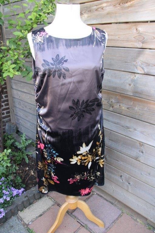 Jurk grijs/ zwart/ kleur K-Design mt XXL Vaste prijs, K-design, Zwart, Maat 46/48 (XL) of groter, Ophalen of Verzenden