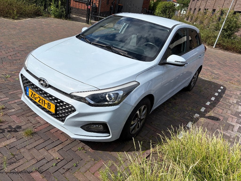 Hyundai i20 1.0 T-gdi Blue 100PK 2019 Blauw, Auto's, Voorwielaandrijving, Blauw, 49 €/maand, Origineel Nederlands