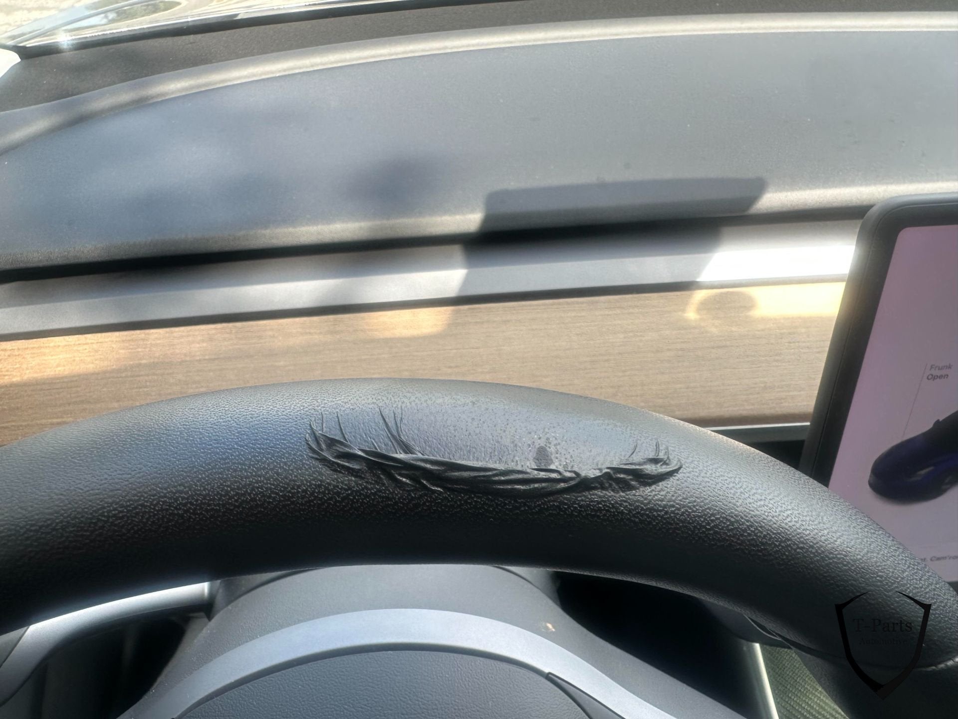 tesla model 3 y s x stuur herstellen reparatie, Auto-onderdelen, Info@fabrikant.eu, Fabrikant BV, Fabrikantstraat 1
1000 AA  Amsterdam, NL