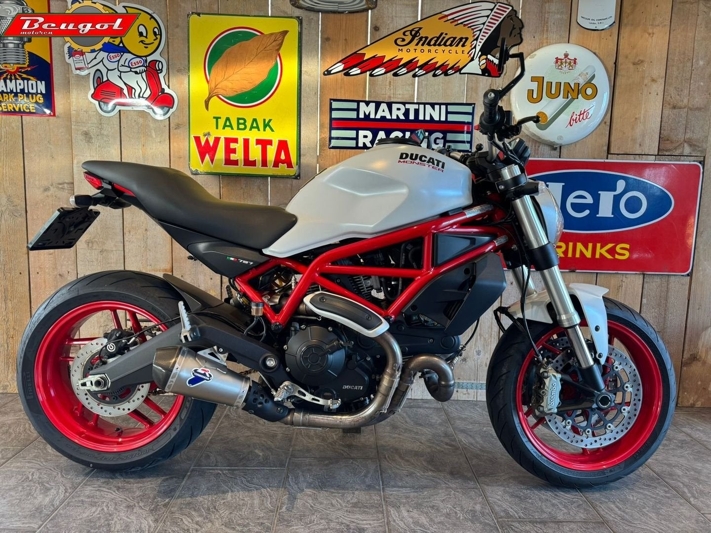 DUCATI MONSTER 797 (bj 2017) 35 KW Mogelijk, DUCATI, 2 cilinders, Motorrijbewijs A, Bedrijf