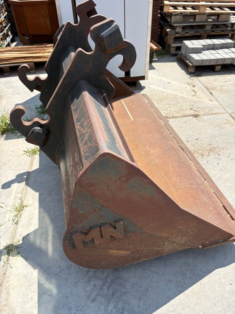 CW30 Grondbak 180CM Tweezijdig koppelbaar, Zakelijke goederen, Ophalen, Matt Nielen, Matt Nielen, Matt Nielen
