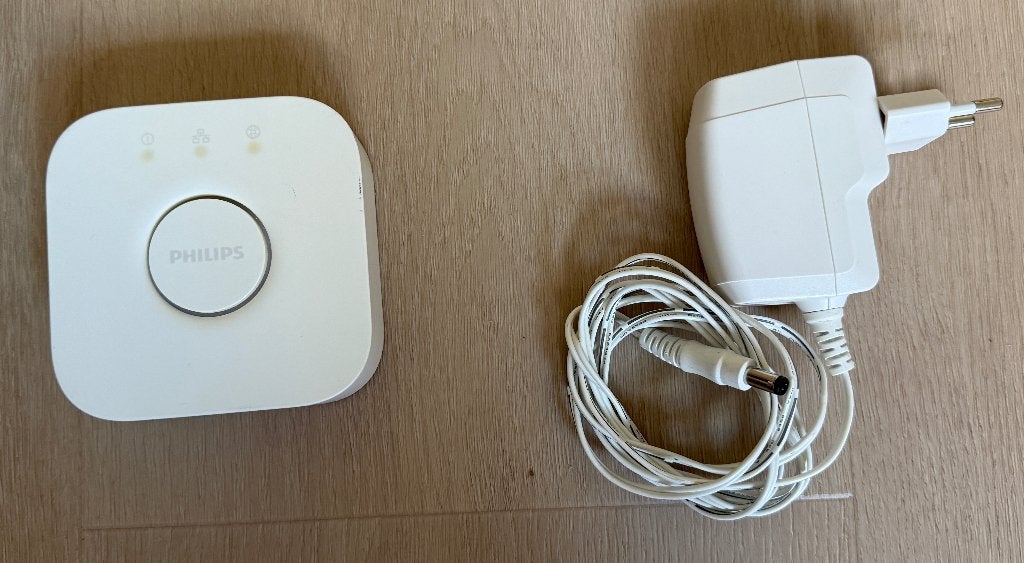 Philips Hue Bridge, Bedienbaar via app, Gebruikt, Philips Hue, Overige typen